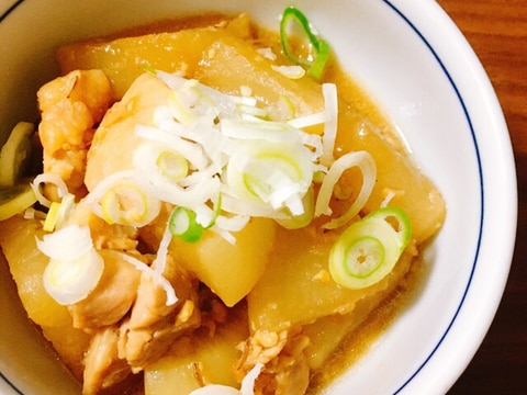 こっくり濃厚♪大根と鶏肉の味噌煮